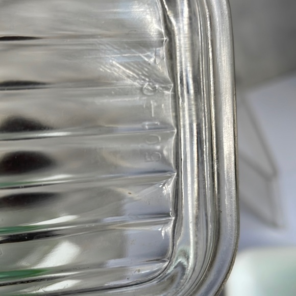 Vintage Pyrex Amish butterprint refrigerator dish 501 1 1/2cu… - Picture 15 of 16